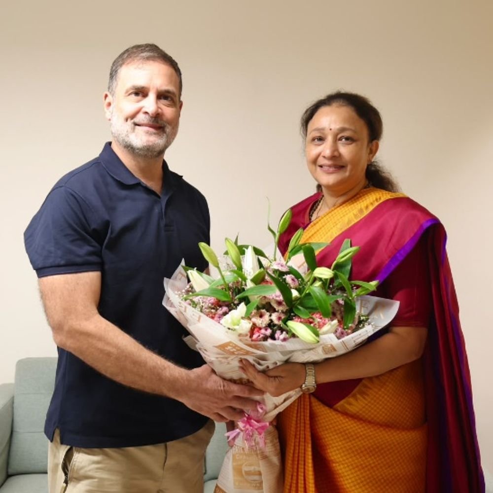 राहुल–प्रियंका से मिलीं कांग्रेस की नवनियुक्त प्रदेश अध्यक्ष मोना:बोलीं- 2027 में इंडिया गठबंधन की सरकार बनाएंगे