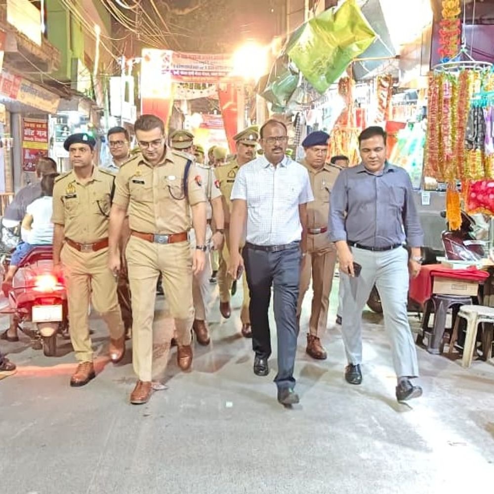 कैला देवी मेले में DM-SSP ने परखी सुरक्षा:9 दिन तक पुलिस तैनात रहेगी, महिला श्रद्धालुओं पर विशेष निगरानी
