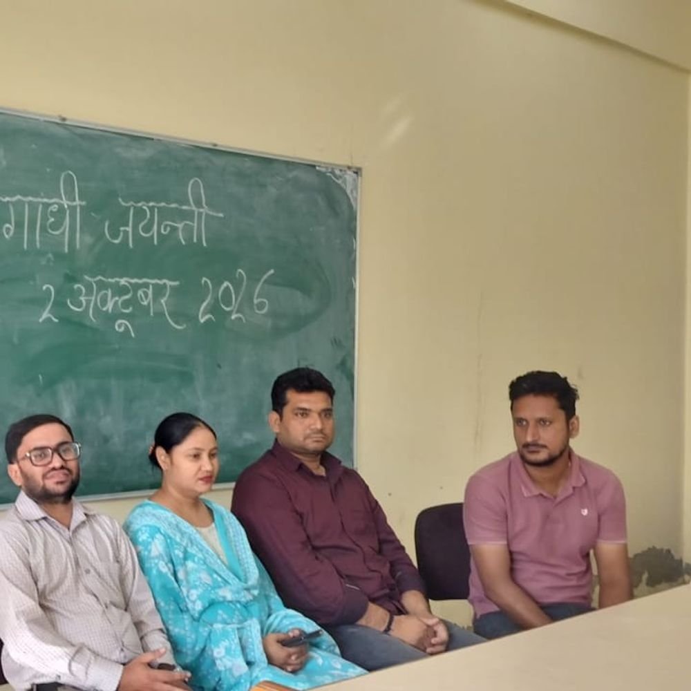 शाहपुर के महाविद्यालय में मनी गांधी जयंती:शिक्षकों ने सत्य व अहिंसा के मार्ग पर चलने का दिया संदेश