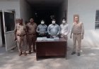 नोएडा पुलिस ने पकड़े तीन शातिर बदमाश:भीड़भाड़ वाले जगहों पर लोगों को करते है टारगेट, 10 मोबाइल बरामद, चोरी किया था आईफोन
