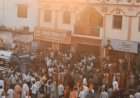 एम्बुलेंस देखकर CM योगी ने रुकवाया अपना काफिला:गोरखपुर में कर रहे थे शोभायात्रा की अगुवाई; इंटनेट पर वायरल हुआ वीडियो