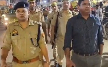 महराजगंज में पुलिस ने दुर्गा पूजा पंडालों का निरीक्षण किया:नवरात्रि और आगामी त्योहारों के लिए सुरक्षा व्यवस्था जांची