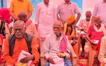सोनभद्र में वृद्धाश्रम में लगा स्वास्थ्य शिविर:अंतर्राष्ट्रीय वृद्धजन दिवस पर बुजुर्गों की हुई निःशुल्क जांच