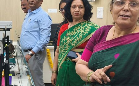 उच्च शिक्षा निदेशालय प्रयागराज में ई-गवर्नेंस को मिली गति:निदेशक डॉ. मोनिका सिंह ने किया नव-निर्मित कंप्यूटर केंद्र का शुभारंभ