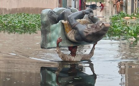 लखनऊ नगर निगम ने पीड़ितों के लिए जारी किया नम्बर:एक फोन पर बाढ़ ग्रसित इलाकों में पहुंचेगी मदद, जलनिकासी - रेस्क्यू सभी समस्याओं का होगा समाधान