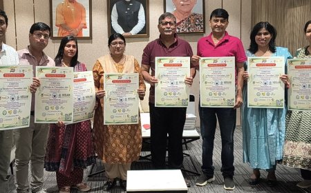 आगरा में 30 अक्टूबर से अंतरराष्ट्रीय सम्मेलन:आंबेडकर विश्वविद्यालय शताब्दी वर्ष अवसर, पोस्टर विमोचन के साथ तैयारियों पर चर्चा