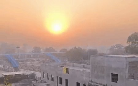 यूपी में गुलाबी ठंड की दस्तक:2-3 डिग्री तक गिरेगा पारा, 10 शहरों की हवा हुई खराब