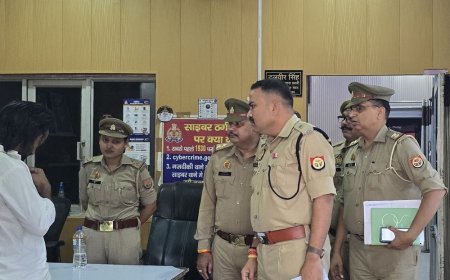 लिसाड़ी गेट थाने के वसूली कांड की जांच तेज:मेरठ में दो दरोगा-एक हेड कांस्टेबल सस्पेंड, थाने के बाहर दुकानों और साइबर कैफे की पड़ताल