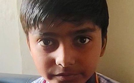 मासूम को क्लास में जबरन ‘चोर’ बना बच्चों से पिटवाया:मुरादाबाद के एस.एल. एजुकेशन स्कूल पर गंभीर आरोप, RTE में हुआ था एडमिशन