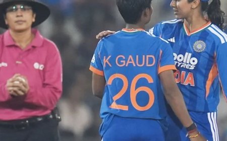 विमेंस T20I रैंकिंग में भारतीय स्पिनर्स को फायदा:श्री चरणी पहले, दीप्ति दूसरे नंबर पर कायम; नंदानी-क्रांति को भी फायदा