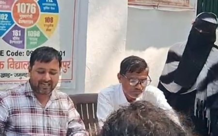 मतदाता सूची में नाम जुड़वाने का आखिरी मौका:श्रावस्ती में 24 अक्टूबर को सभी बूथों पर सुबह 10 से शाम 4 बजे तक बैठेंगे बीएलओ, करें आवेदन