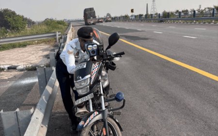 ट्रैफिक पुलिस ने एक्सप्रेसवे पर चलाया ‘ऑपरेशन सेफ स्पीड’:दो दिनों में प्रदेश के एक्सप्रेस वे पर हाई स्पीड में गाड़ी चलाने पर 6,777 गाड़ियों का चालान