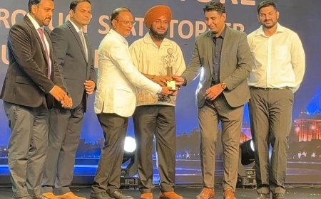 निघासन के सीमेंट कारोबारी सत्यजीत सिंह हुए सम्मानित:उत्पाद की सर्वाधिक बिक्री पर दिल्ली में मिला पुरस्कार