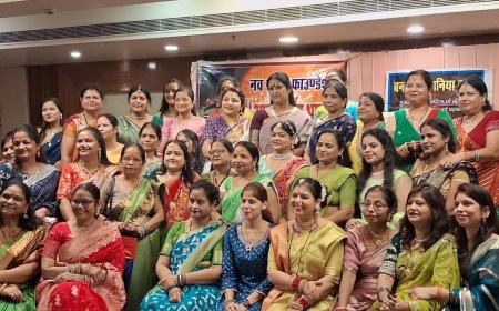 सिगरा में हरियाली तीज महोत्सव आयोजित:मंजू बनीं तीज क्वीन, गीत-नृत्य और कजरी की प्रस्तुति पर झूमीं महिलाएं