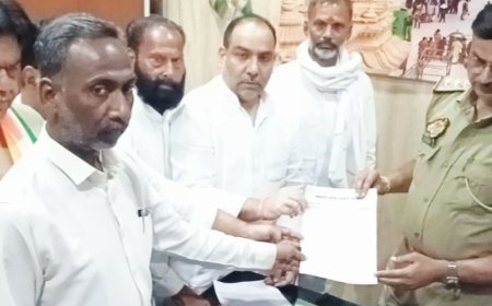 BJP-विधायकों पर FIR लिखवाने कोतवाली पहुंचे कांग्रेसी:सेना के दुरुपयोग कर एयर-शो के फर्जी पास जारी करने का आरोप, कार्रवाई की मांग