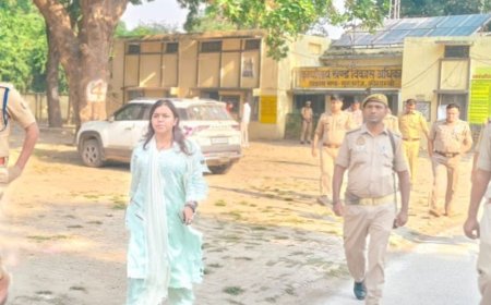 कौशांबी में स्नातक MLC चुनाव के लिए मतदान जारी:सुबह 10 बजे तक 3.17% मतदान, 20,140 मतदाता करेंगे वोट