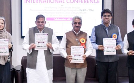बरेली में अंतरराष्ट्रीय कांफ्रेंस:एसआरएमएस सीईटी के फार्मेसी विभाग ने जुटाए देश-विदेश के विशेषज्ञ