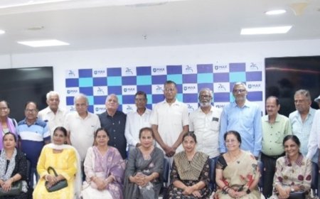 स्वास्थ्य जागरूकता कार्यशाला:वरिष्ठ नागरिकों को स्वास्थ्य, हड्डियों व जोड़ों की देखभाल की जानकारी दी