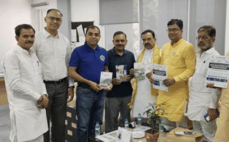 कानपुर में IT हब बनाने की तैयारी:सांसद प्रकाश पाल ने IIT विशेषज्ञों से की मुलाकात, बोले- PM से बात कर नई पहचान दिलाई जाएगी