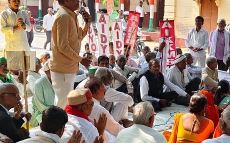 जौनपुर मेंकिसानों का प्रदर्शन,मुख्य चुनाव आयुक्त को हटाने की मांग:SIR प्रक्रिया रद्द करने और 13.41 करोड़ मतदाताओं को सूची में जोड़ने की मांग