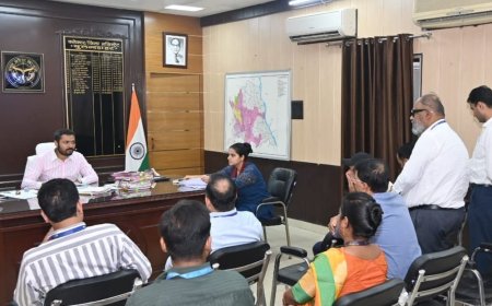 सीएम युवा योजना की समीक्षा, खराब बैंकों को चेतावनी:बुलंदशहर में जिला रैंकिंग 54वें स्थान पर गिरी, एक हफ्ते में 25वें पर लाने के निर्देश