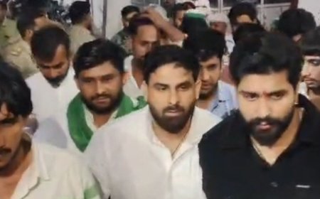 हर्ष छिकारा को पुलिस ने बामनोली गांव जाने से रोका:पिंकी चौधरी से चल रही बहस के बाद जा रहे थे, ग्रामीणों ने आने का विरोध किया था