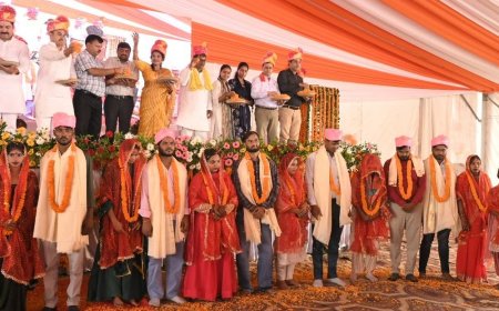 सामूहिक विवाह में 144 जोड़े शादी के बंधन में बंधे:देवरिया में 138 हिंदू जोड़ों का विवाह और 6 मुस्लिम जोड़ों का निकाह संपन्न