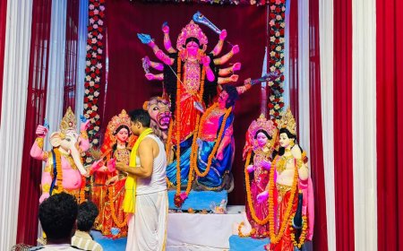 वाराणसी में दुर्गा पूजनोत्सव के 50वां वर्ष पूरे:धार्मिक परंपराओं को आगे बढ़ाना, सामाजिक जिम्मेदारियों का निर्वहन करना उद्देश्य