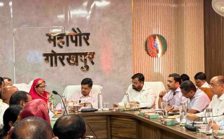 गोरखपुर में पार्षद बोले-पानी घरों तक नहीं पहुंच रहा है:निगम की बैठक में मुद्दा उठाया, जलभराव और खराब सड़कों पर नाराजगी जताई