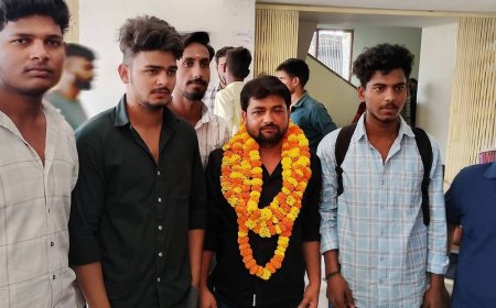 बलिया में युवाओं के भविष्य और रोजगार पर मंथन:पीडीए यूथ मीटअप में छात्रावास और छात्रवृत्ति की समस्याओं पर चर्चा