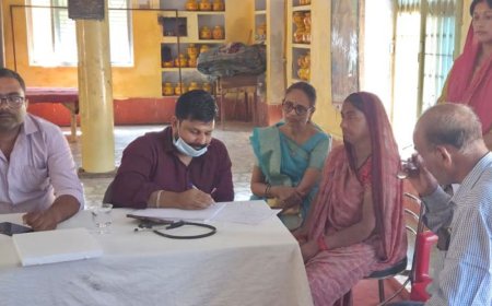हमीरपुर में स्वास्थ्य जांच शिविर आयोजित:150 मरीजों ने लिया परामर्श, व्यापार मंडल पदाधिकारियों की रही मौजूदगी