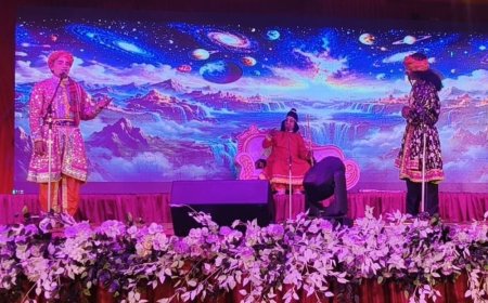उन्नाव में रामलीला के मंचन से गूंजा रामलीला मैदान:देर रात तक जुटे रहे दर्शक, परिवार के साथ पहुंचे श्रद्धालुओं में दिखा उत्साह