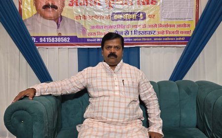शिक्षकों की पुरानी पेंशन समेत 6 मांगें रखीं:मऊ में अजीत कुमार सिंह ने चुनाव से पहले जारी किया संकल्प पत्र