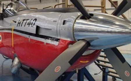HAL ने IAF को पहले 3 HTT-40 विमान सौंपे:नए पायलटों की ट्रेनिंग शुरू होने में 2 साल लगेंगे; 57% हिस्सा भारत में बना