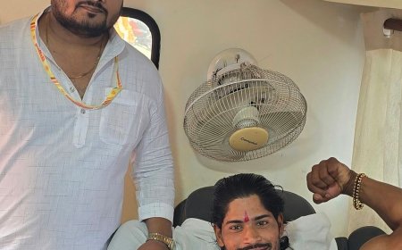 कन्नौज में मां की भक्ति के बीच रक्तदान:सन्मार्ग पंडाल में 38 लोगों ने किया रक्तदान, भक्ति के साथ दिया मानव सेवा का संदेश