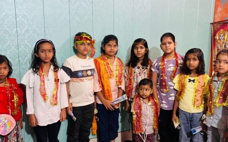 बदायूं में महानवमी पर कन्या भोज आयोजित:श्रद्धालुओं ने बालिकाओं को आमंत्रित कर भोजन कराया, लिया आशीर्वाद