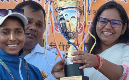 बालिका क्रिकेट प्रतियोगिता: मेरठ और लखनऊ ने जीते खिताब:अंडर-19 में मेरठ, अंडर-17 में लखनऊ ने 7-7 विकेट से दर्ज की जीत