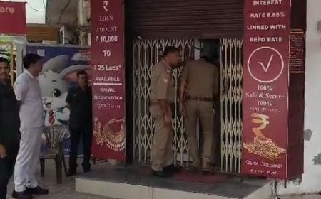 PNB में करोड़ों रुपए के गबन में सीबीआई की एंट्री:ग्रेटर नोएडा में महिला बैंककर्मी समेत कई लोगों पर केस