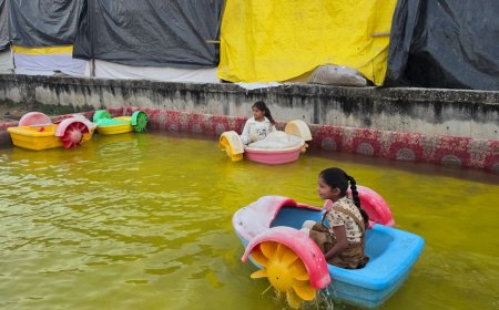 संभल में 21 स्थानों पर दशहरा मेले की तैयारी:कुरुक्षेत्र मैदान में 40 फीट का रावण जलेगा, 40 हजार लोगों के पहुंचने की संभावना