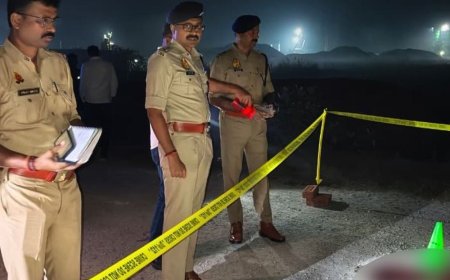 देवरिया में आधी रात दो बाइक सवार युवकों की हत्या:धारदार हथियार से हमला किया, रामजानकी मार्ग पर फेंके शव