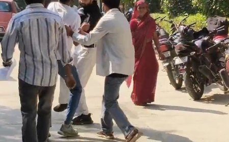 अमरोहा जिला अस्पताल में दवा लेने आए मरीज से मारपीट:मामूली कहासुनी के बाद दूसरे व्यक्ति ने पीटा, पुलिस जांच में जुटी
