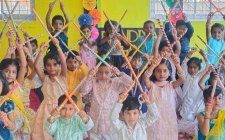 डांडिया उत्सव में बच्चों ने दिखाया प्रतिभा:एलबीआर पब्लिक स्कूल में बच्चों ने दी मनमोहक प्रस्तुतियां