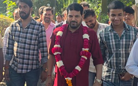 राहुल के नेतृत्व में कांग्रेस 100वां चुनाव भी हार जाएगी:खड़गे के मोदी पर दिए बयान पर गोंडा में बोले- उनको भाषा का प्रॉब्लम, वह समझते नहीं हैं