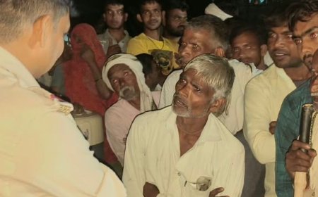 विवाद में बेटे ने पिता के घर में लगाई आग:घर का सामान जलकर राख, पिता 5 साल से खेत पर झोपड़ी में रह रहा था