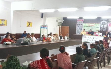 बच्चों ने अधिकारियों को बताई समस्याएं:भदोही में बाल अधिकार कार्यशाला, समाधान का आश्वासन मिला