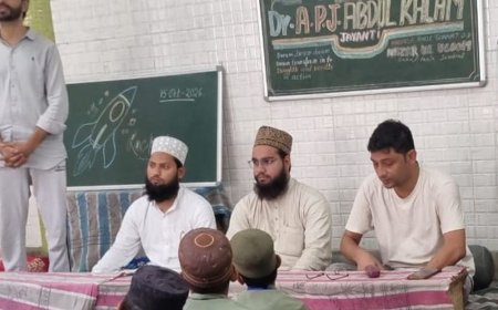 संभल में डॉ. कलाम की जयंती पर संगोष्ठी:विद्यार्थियों ने बनाईं वैज्ञानिक तस्वीरें, पोखरण परीक्षण संग उपलब्धियों को किया याद
