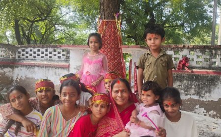 अमेठी में में हुआ कन्या पूजन:अरुणा देवी जी के माता मंदिर में श्रद्धालुओं ने की पूजा- अर्चना