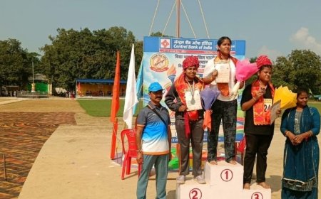 विद्या भारती की खेलकूद प्रतियोगिता:पूर्वा, अनुष्का और सान्वी ने दौड़ में जीते पदक, विद्यालय प्रबंधन ने दी बधाई
