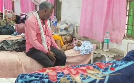 महोबा में संक्रामक बीमारियों के केस बढ़े:बुखार के 7 गंभीर मरीज भर्ती, टायफाइड के 3 नए केस मिले; ओपीडी में लंबी कतारें
