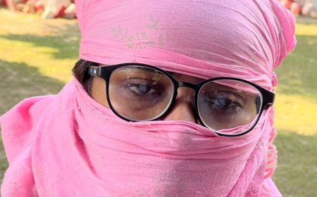 कोविड संक्रमण के बहाने नशीली दवा खिलाकर रेप:अश्लील वीडियो वायरल करने की धमकी देकर वसूले, होटल संचालक पर FIR